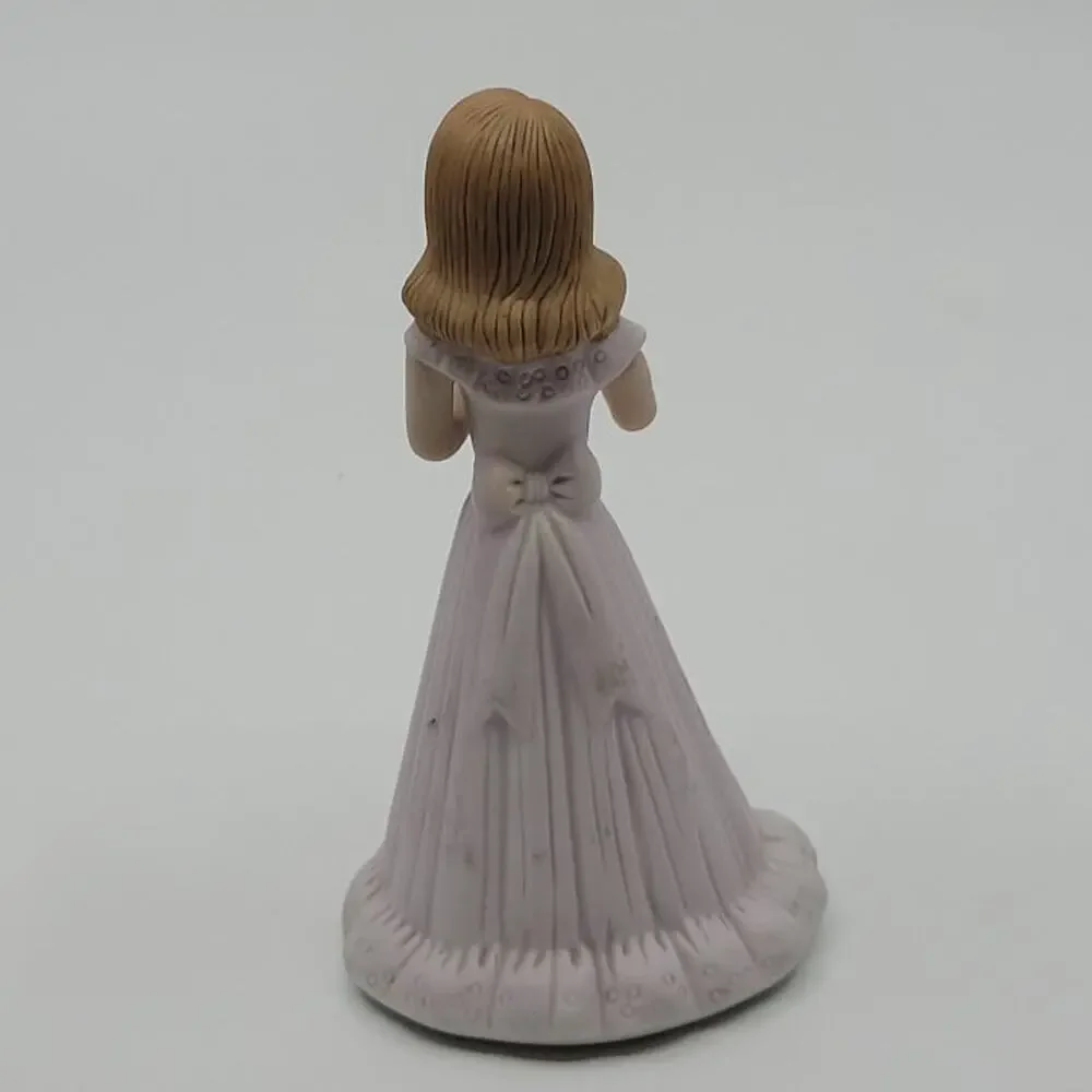 ENESCO Growing Up Birthday Girls Age 9 Dress 1982 Vintage. Pre-owned